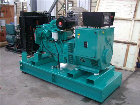 尖草坪200kw康明斯柴油发电机组图片 尖草坪200kw康明斯柴油发电机组图片